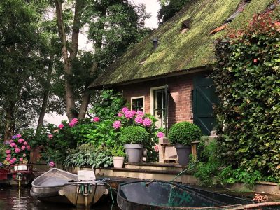 private-giethoorn-tour-from-amsterdam-shuttle-company5